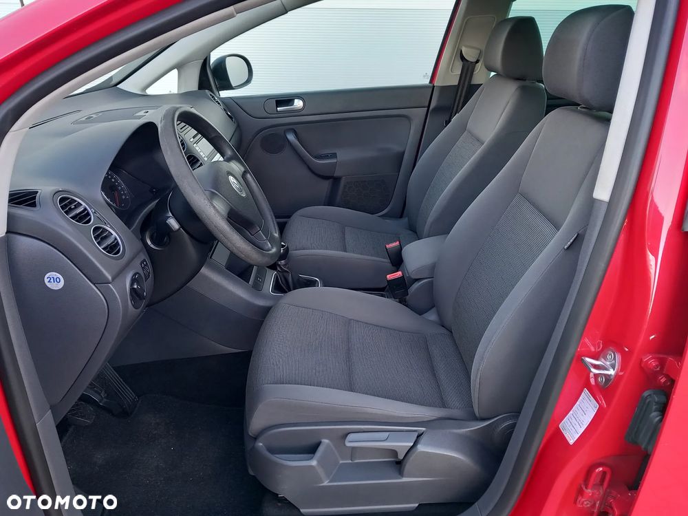 Volkswagen Golf Plus - 16