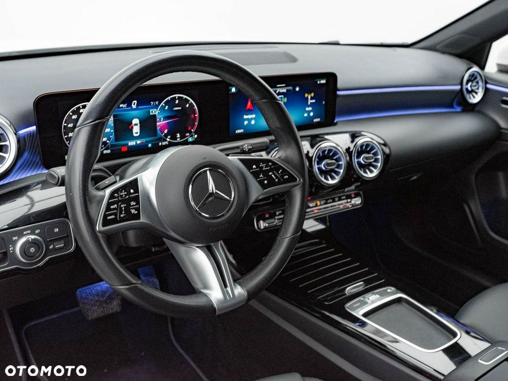 Mercedes-Benz Klasa A 200 d 8G-DCT Progressive - 7