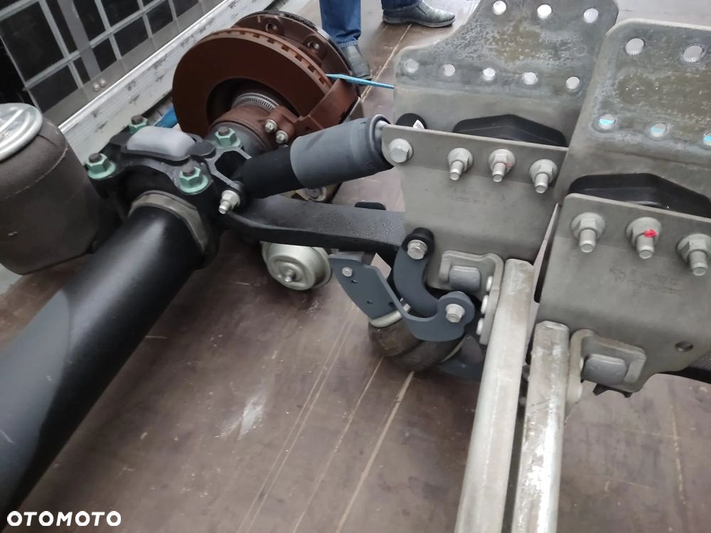 NOWE KPL. OSIE SCHMITZ, SAF, MECHANIZM PODNOSZENIA OSI - 9