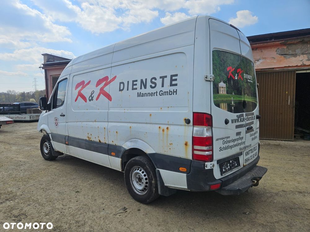 Mercedes-Benz Sprinter - 10