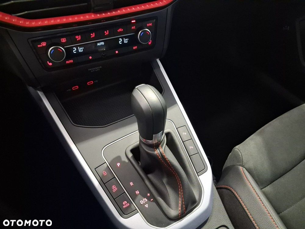 Seat Arona - 32