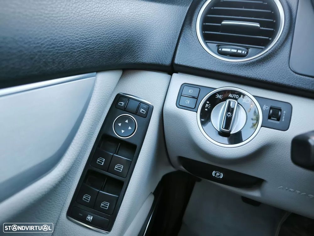 Mercedes-Benz C 200 CDi Avantgarde BlueEfficiency - 33