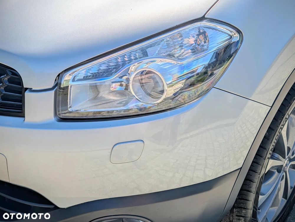 Nissan Qashqai 2.0 4x4 Tekna - 28