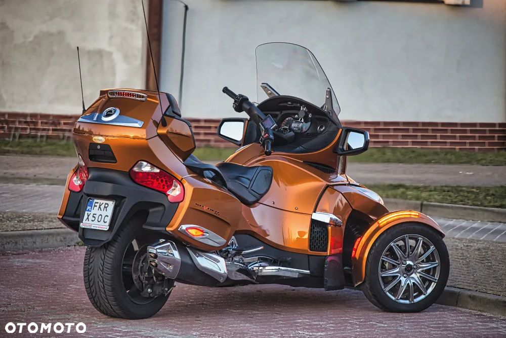 Can-Am Spyder - 5