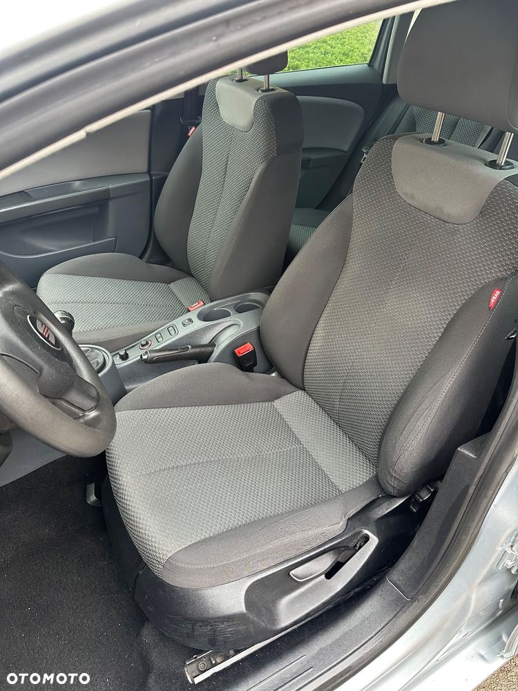 Seat Leon 1.6 Comfort Limited - 12