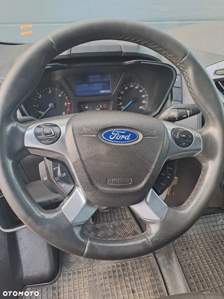 Ford Transit custom - 12