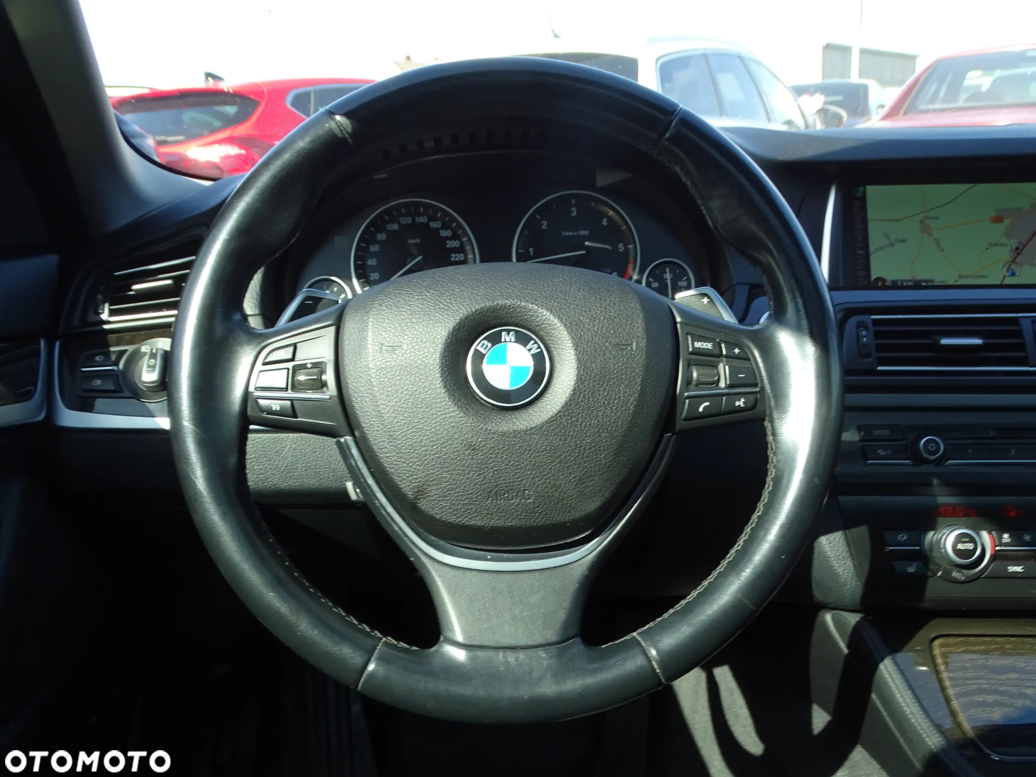BMW Seria 5 530d xDrive Touring Sport-Aut - 12