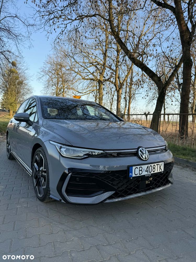 Volkswagen Golf 1.5 eTSI mHEV R-Line Plus DSG - 9