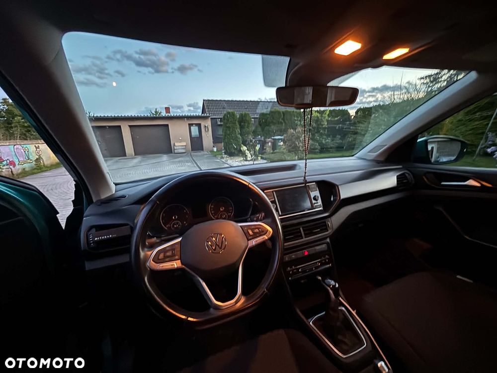 Volkswagen T-Cross 1.0 TSI Life DSG - 8