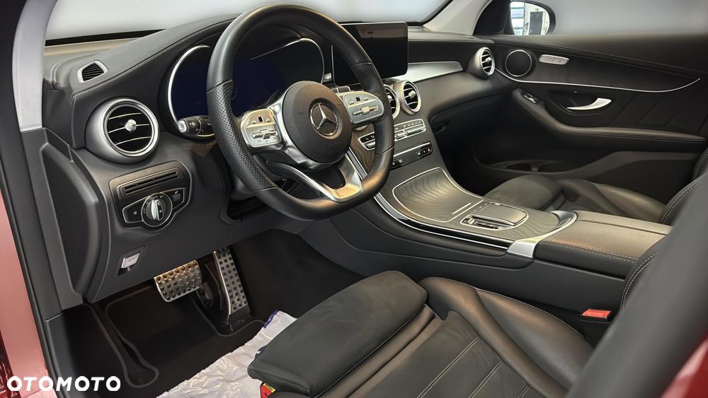 Mercedes-Benz GLC 300 d 4-Matic - 10