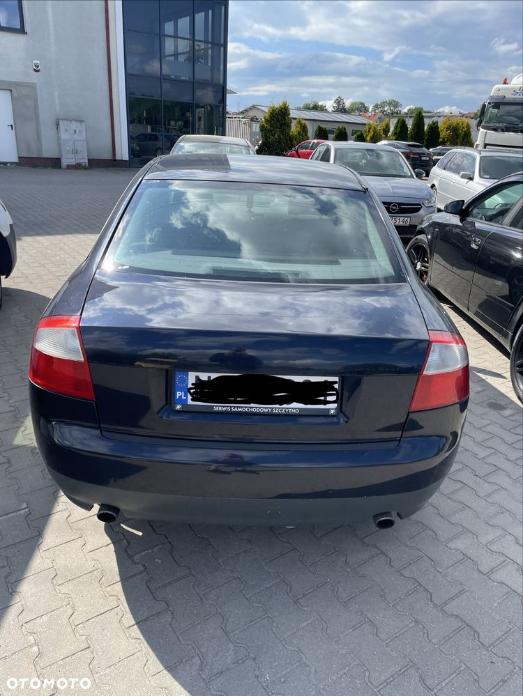 Audi A4 Limousine - 2