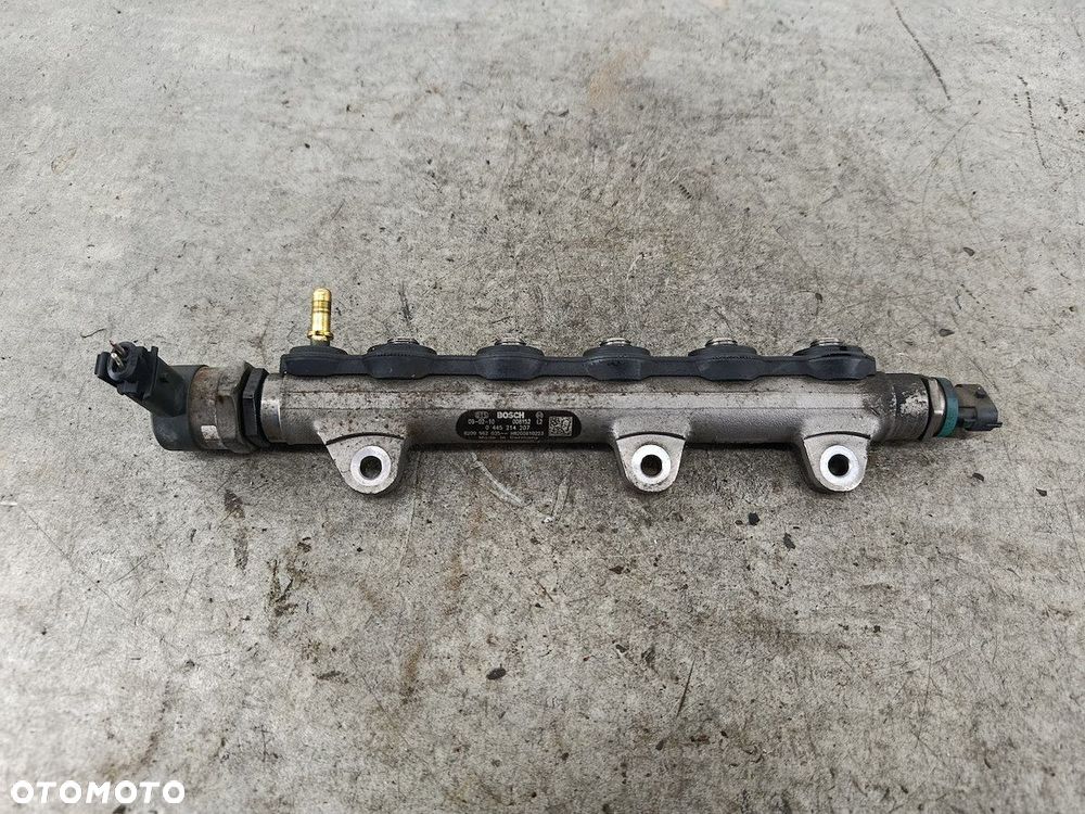 LISTWA WTRYSKOWA DIESEL RENAULT ESPACE IV 8200962035  8200610223 0445214207 - 3