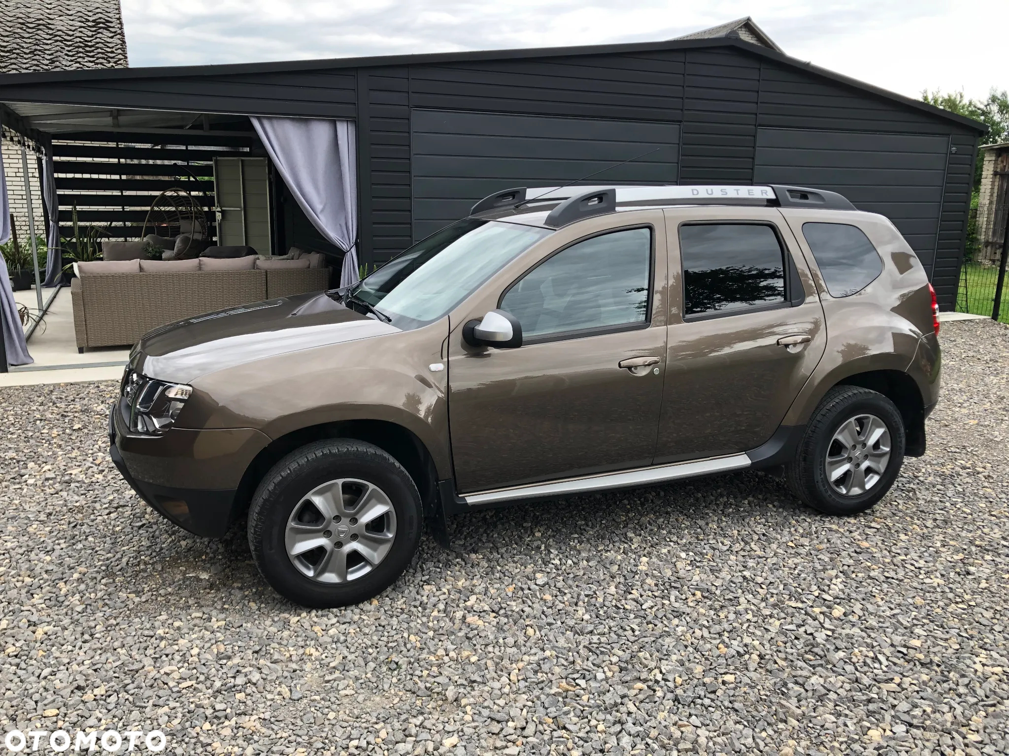 Dacia Duster 1.6 SCe Laureate S&S - 4