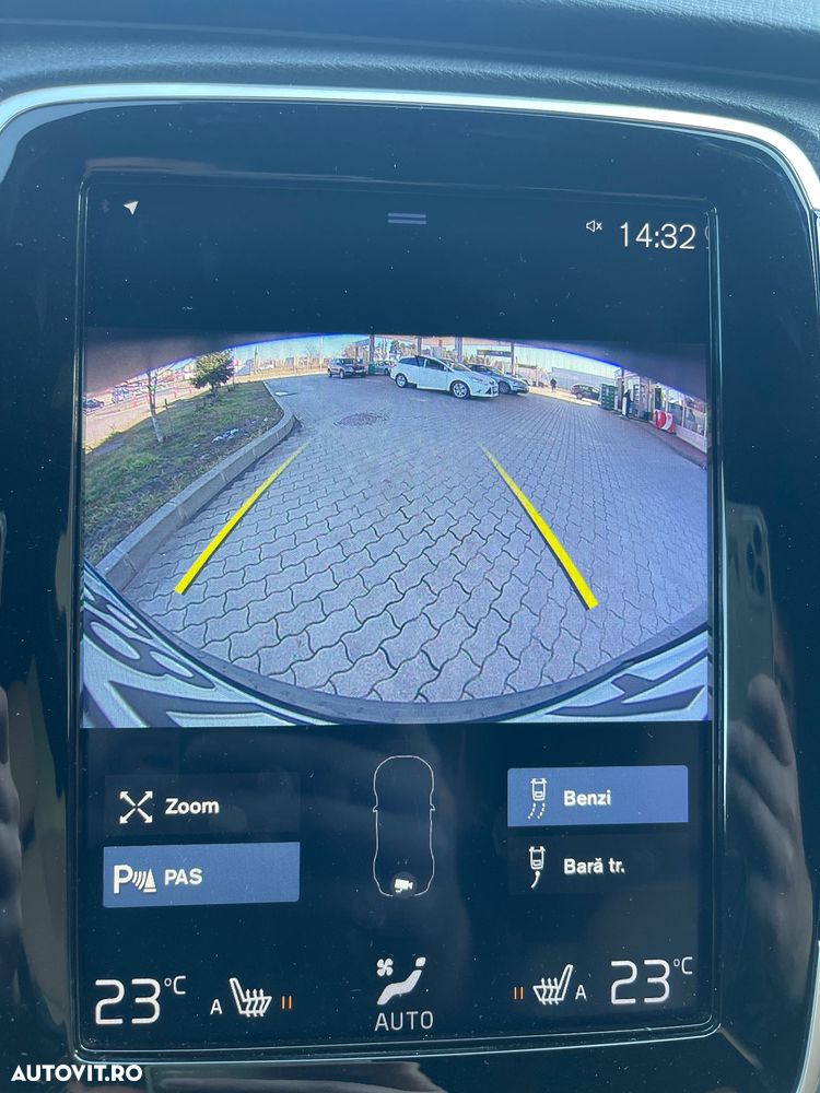 Volvo XC 90 D4 Geartronic Momentum - 13