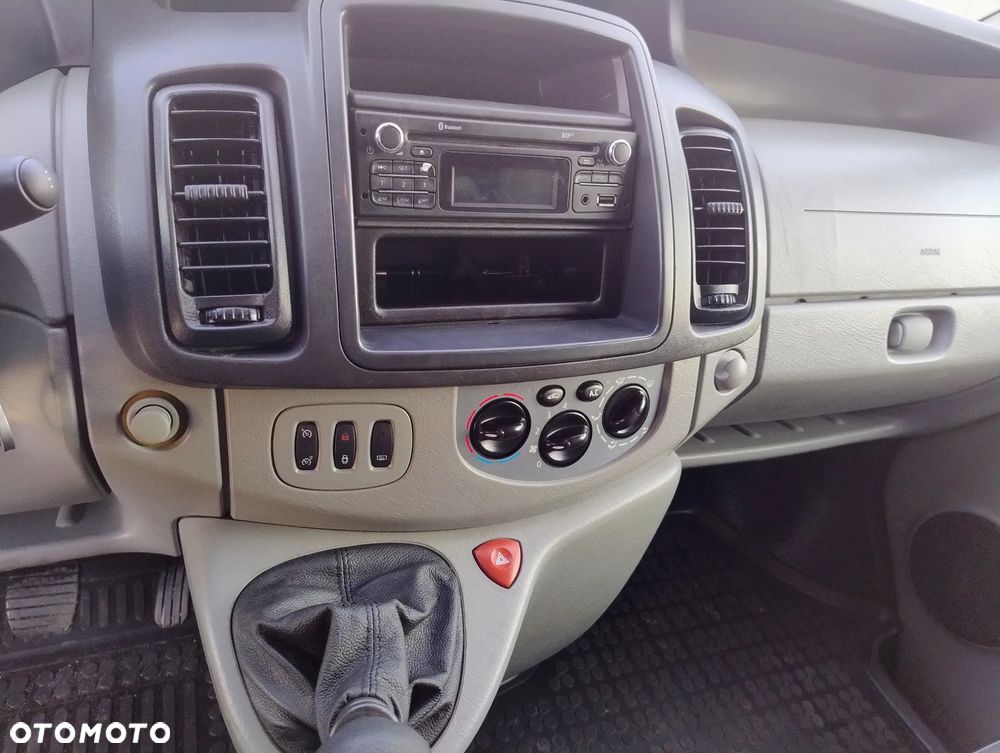 Opel Vivaro L1H1 DPF Life - 16