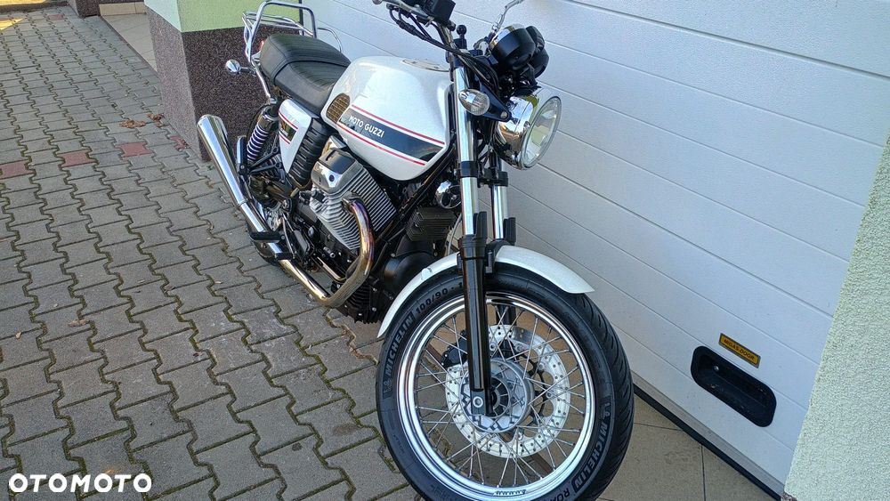 Moto Guzzi V7 - 22