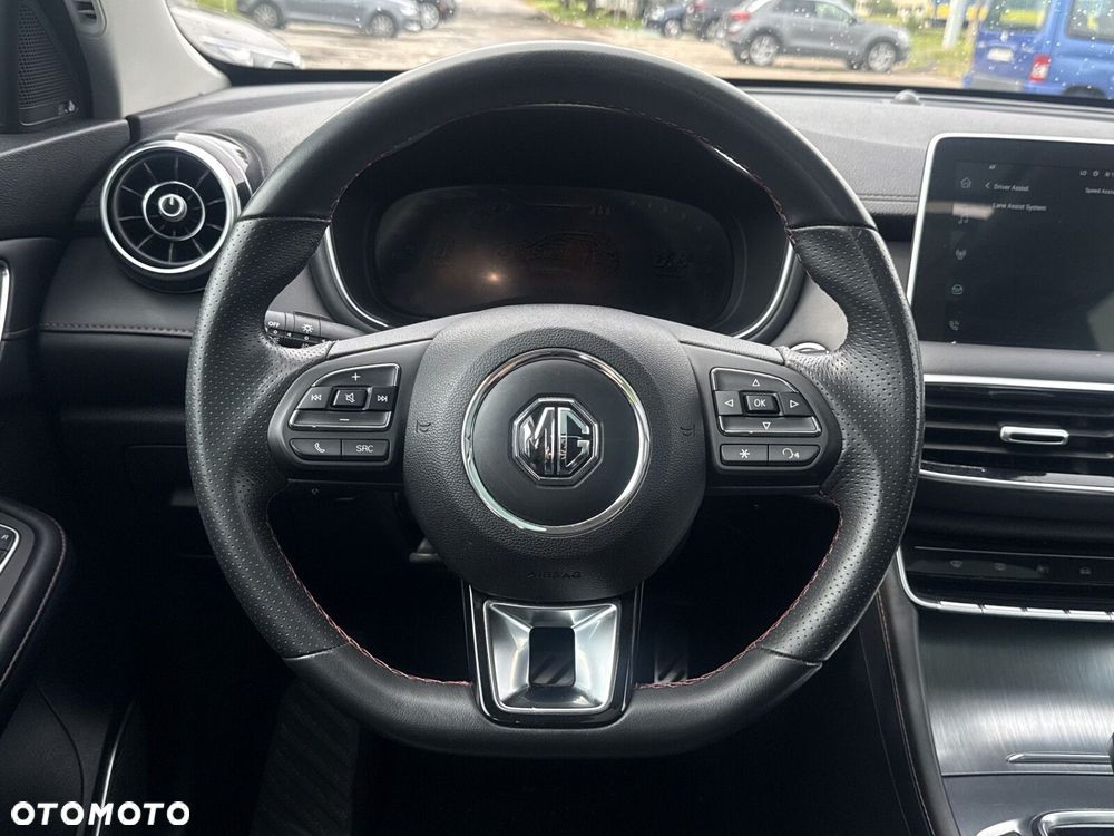 MG HS 1.5 T-GDI Exclusive DCT - 13