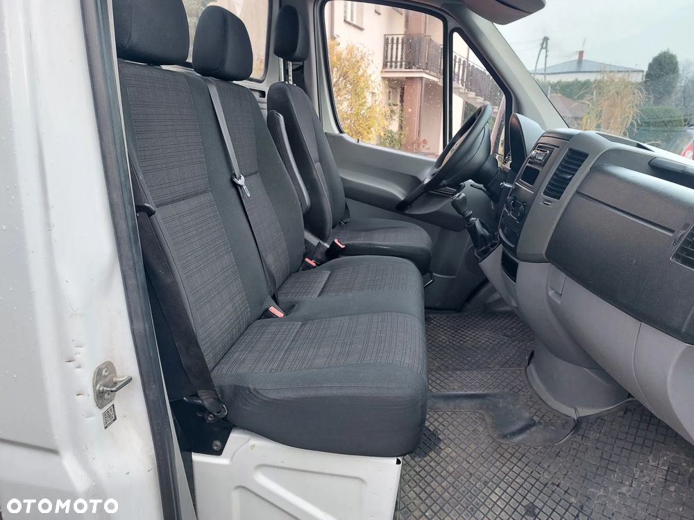 Mercedes-Benz Sprinter - 8