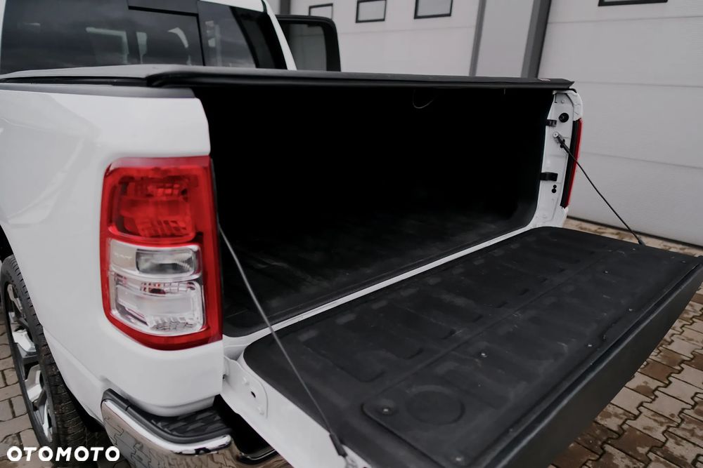RAM 1500 Crew Cab Shortbed Bighorn - 14
