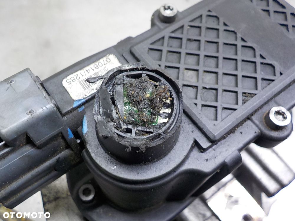 VOLVO S60 I ZAWÓR EGR 30774813 - 3