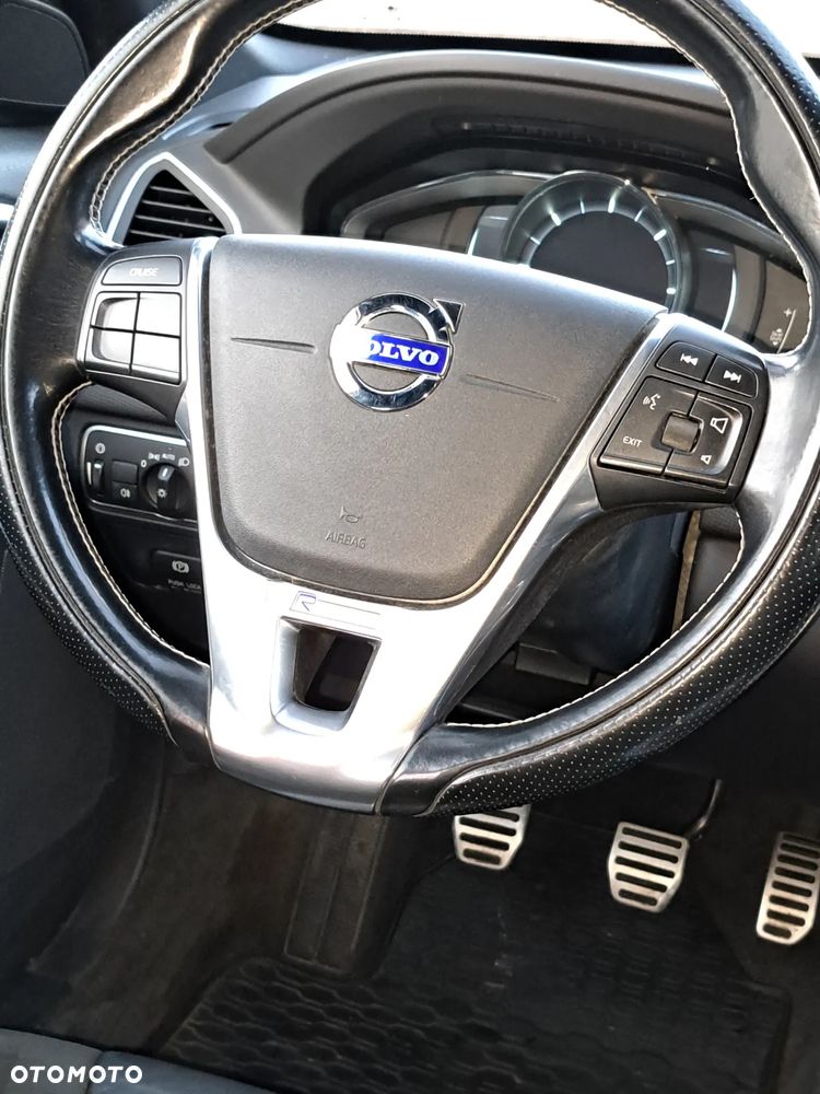 Volvo XC 60 D4 Drive-E R-Design Summum - 13