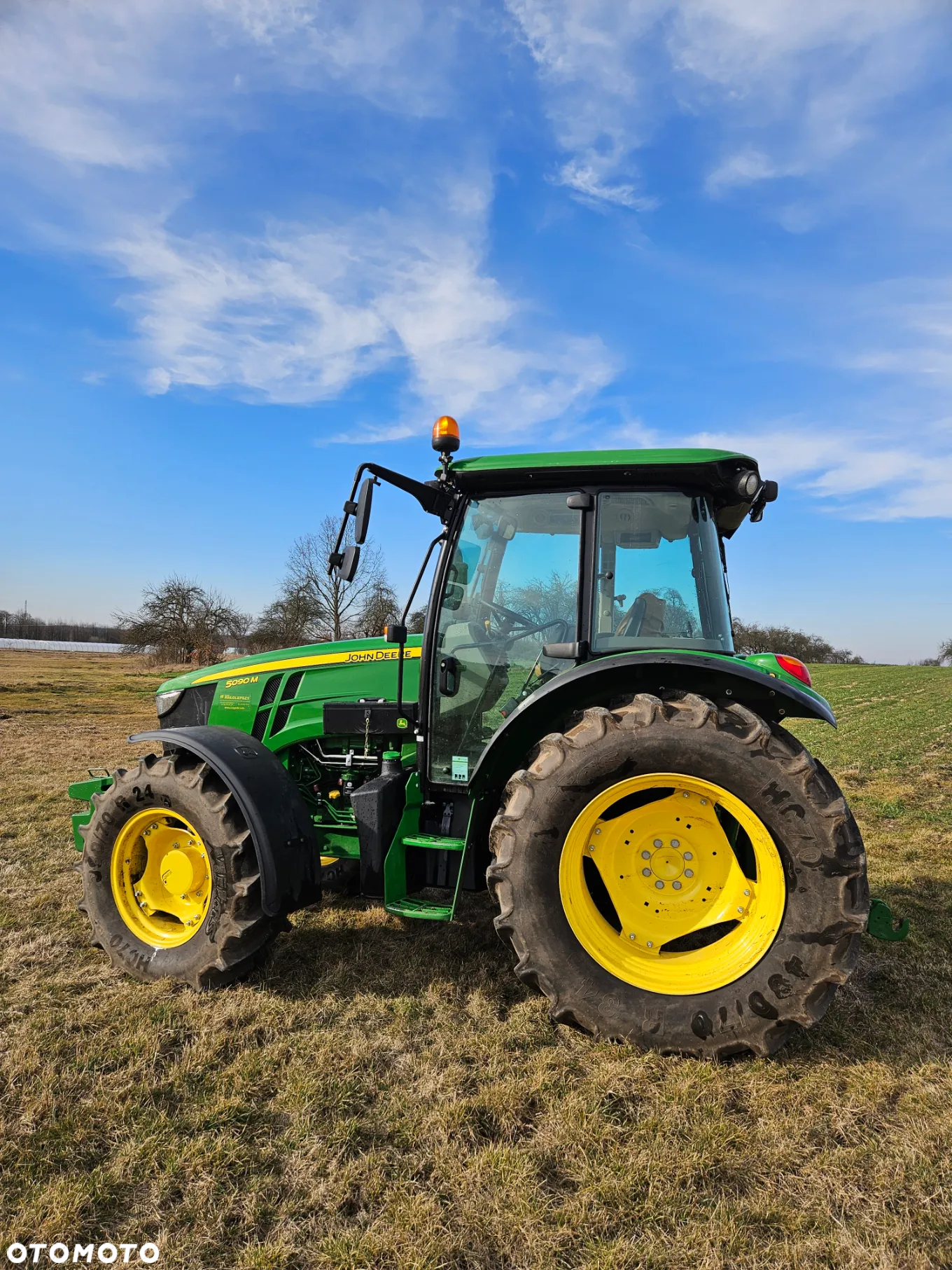 John Deere 5090M - 6