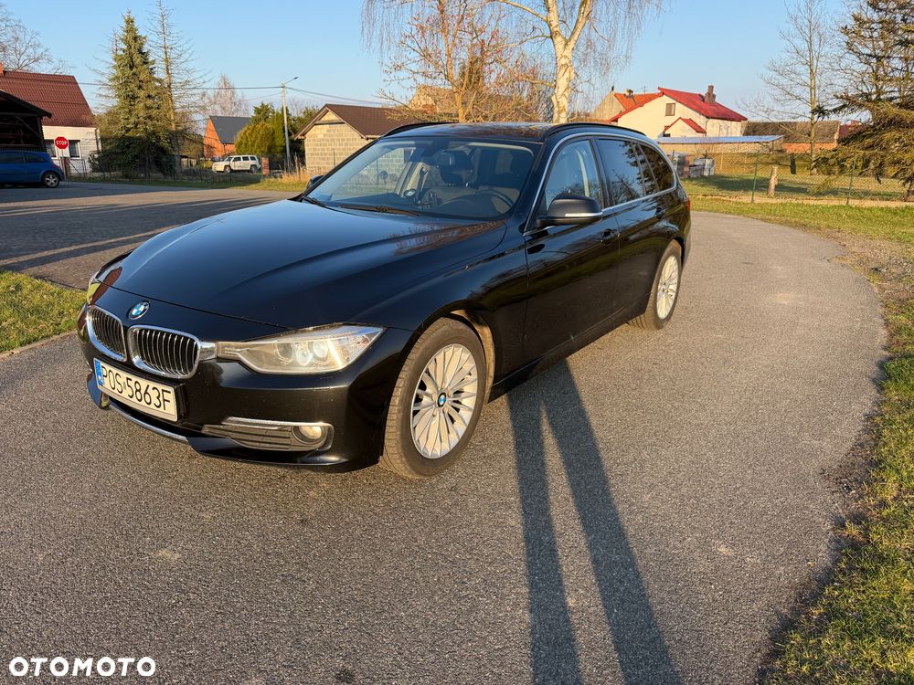 BMW Seria 3 318d Luxury Line - 2