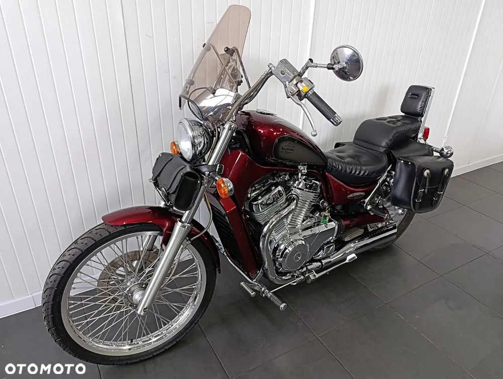 Suzuki Intruder - 6