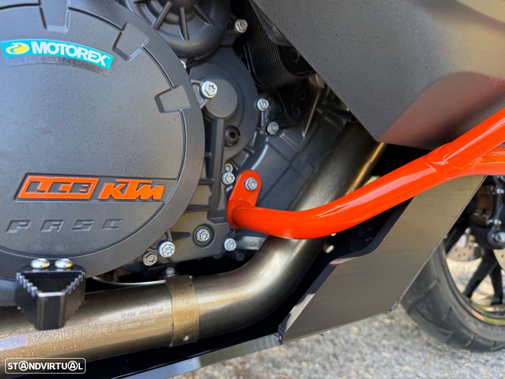 KTM 1290 Super Adventure S - 40