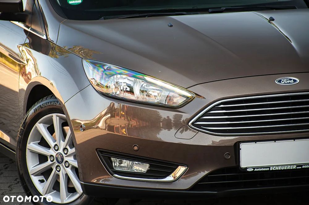 Ford Focus - 34