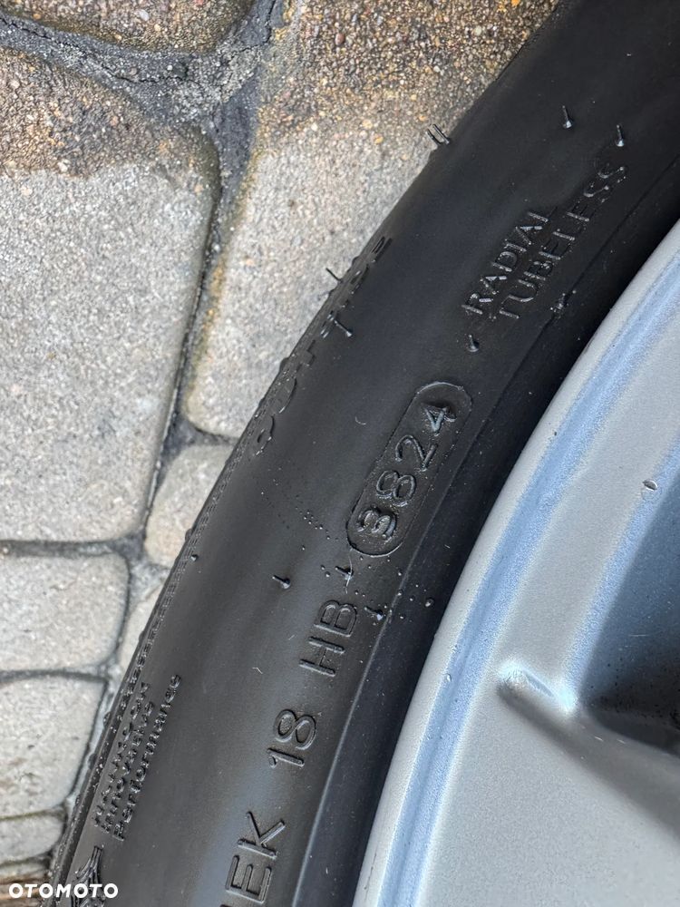 Volvo V60 D4 Momentum - 35