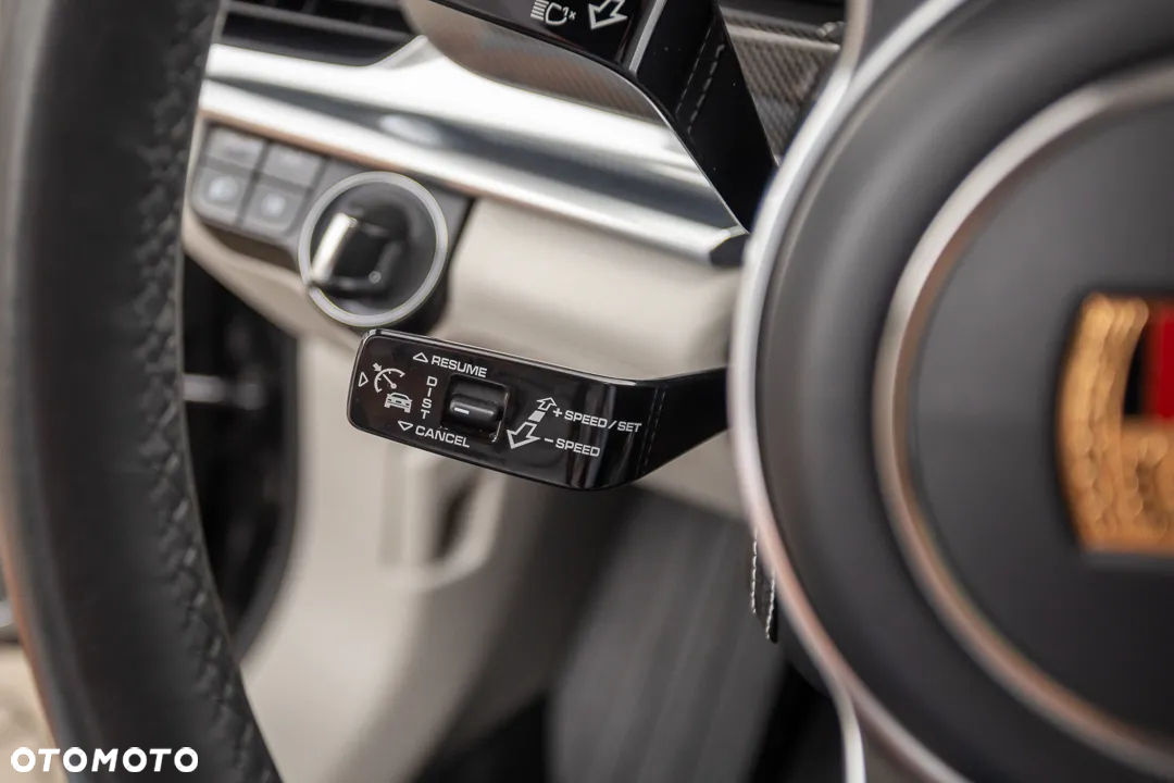 Porsche Panamera Turbo - 23