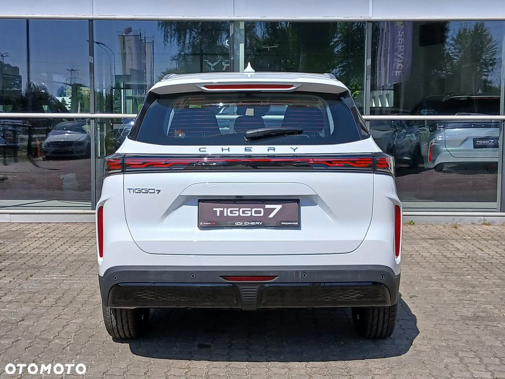 Chery Tiggo 7 1.6 T-GDI Essential DCT - 6