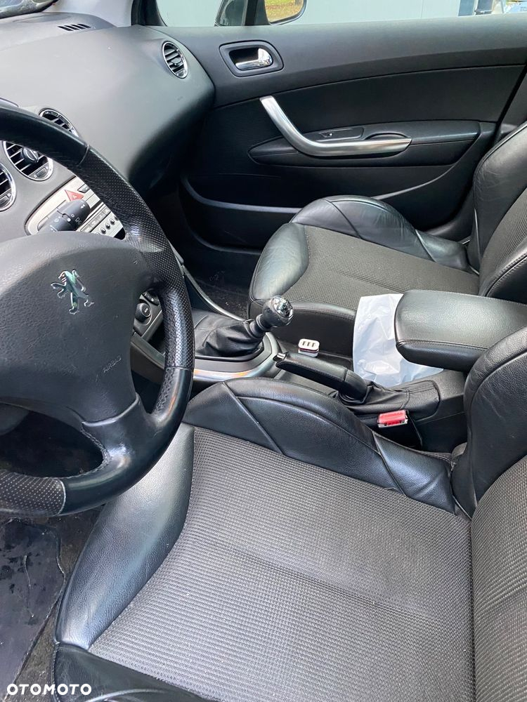 Peugeot 308 1.6 Premium Plus - 13