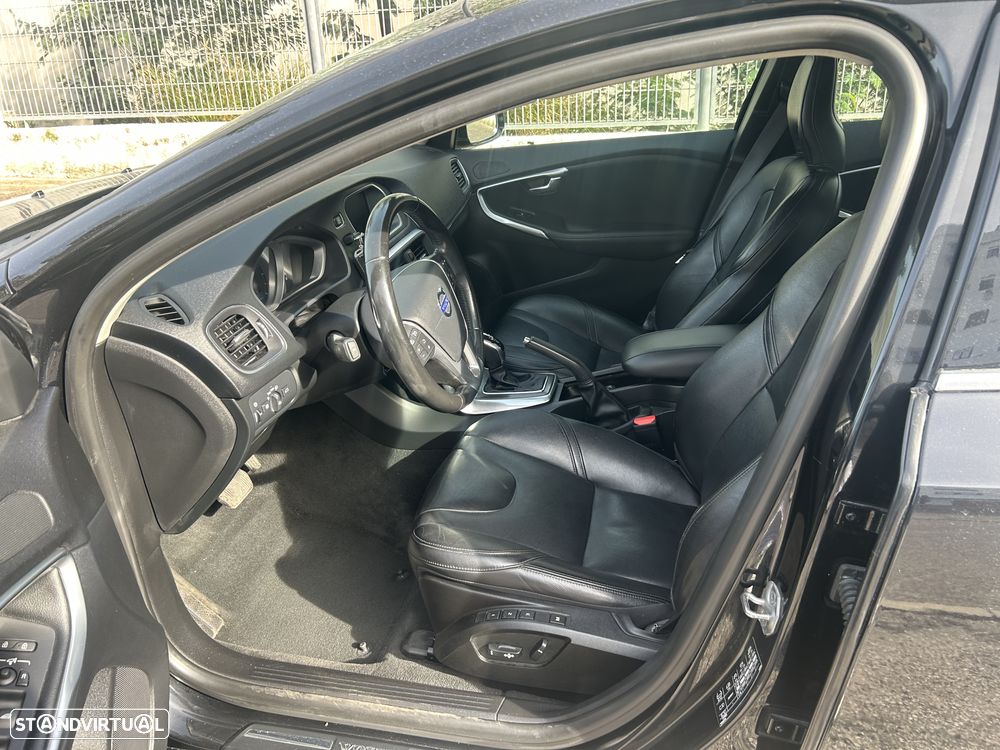 Volvo V40 1.6 D2 Summum Powershift - 10