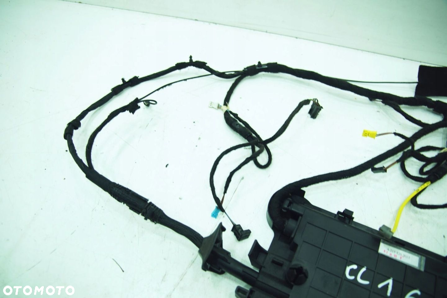 WIĄZKA ZWIJAK INSTALACJA KLAPY OE - MERCEDES CL500 CL W215 - 2