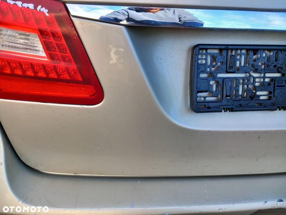 MERCEDES E-KLASA W212 KOMBI KLAPA BAGAŻNIKA TYLNA TYŁ KOLOR: 794 - 11