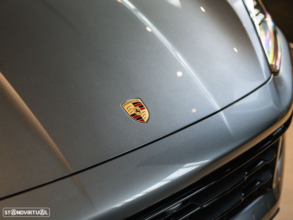 Porsche Cayenne Coupé E-Hybrid - 15