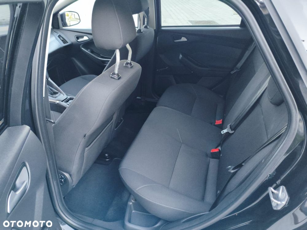 Ford Focus 1.6 TDCi DPF Start-Stopp-System Titanium - 19