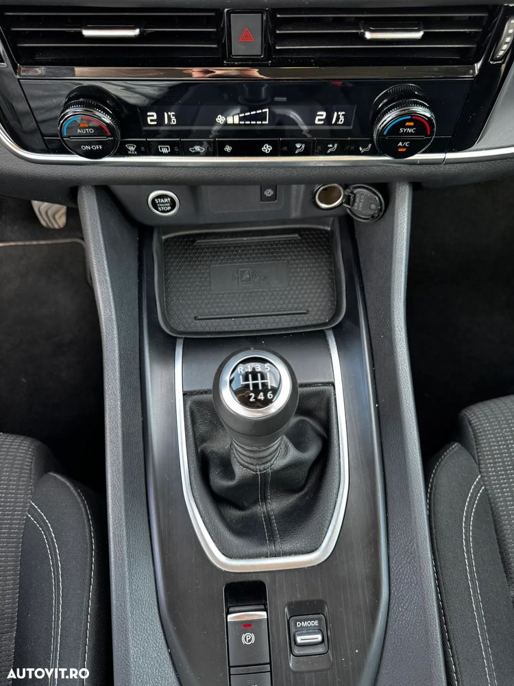 Nissan Qashqai 1.3 l 156CP 6MT MHEV N-Connecta - 24