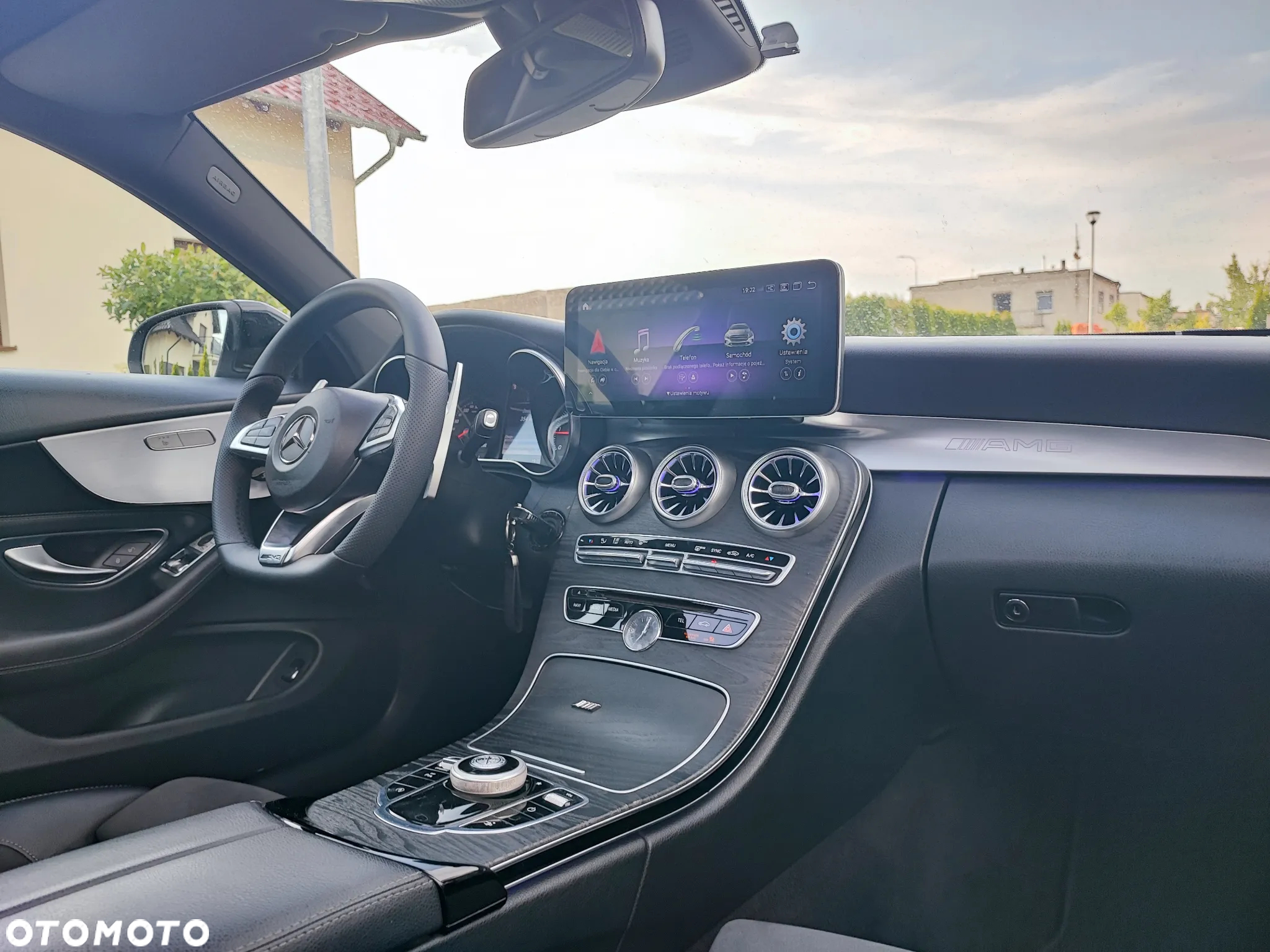 Mercedes-Benz Klasa C 250 d Coupe 9G-TRONIC AMG Line - 16