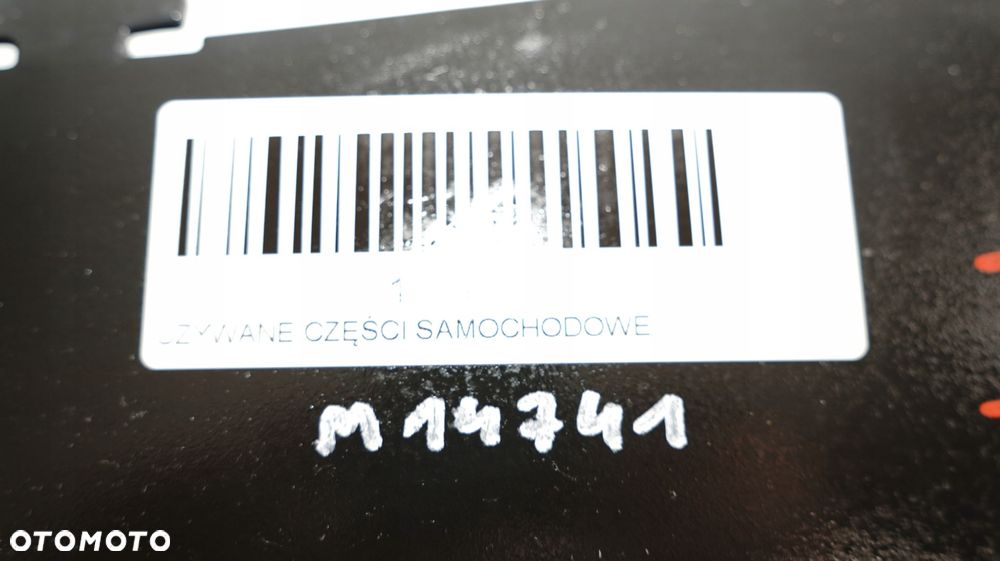 GRILL ATRAPA ZDERZAKA VW PASSAT B7 10-14R - 2