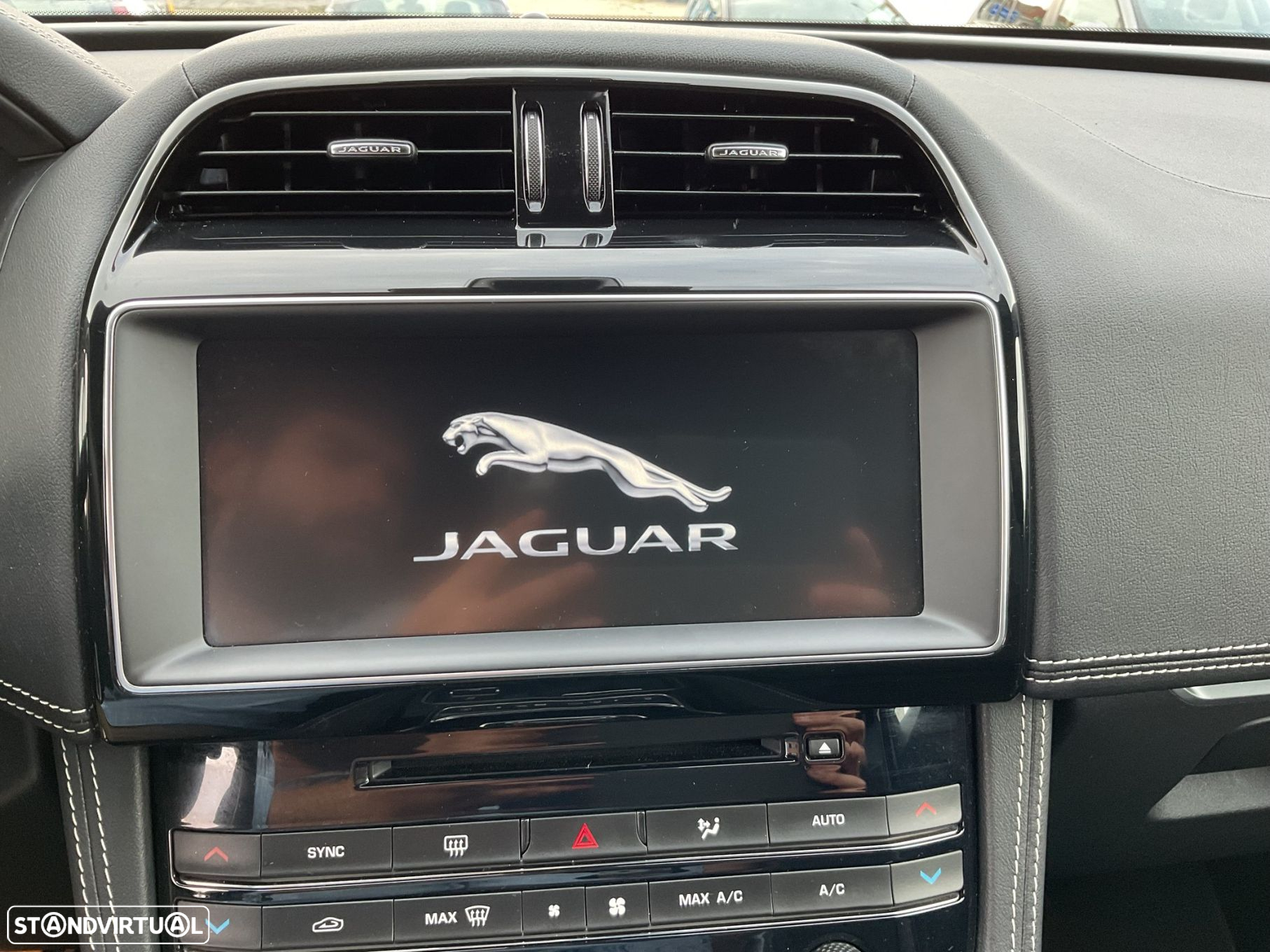 Jaguar F-Pace 2.0 i4D R-Sport AWD Aut. - 42