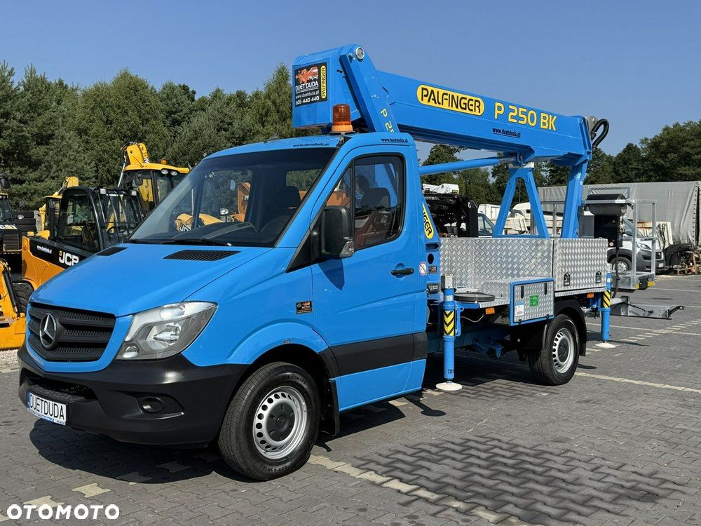 Mercedes-Benz Sprinter - 7