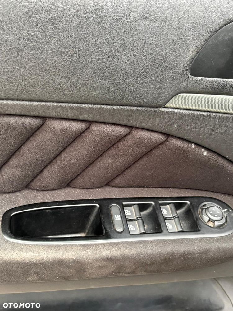 Alfa Romeo 159 1.9 JTDM 8V DPF - 12