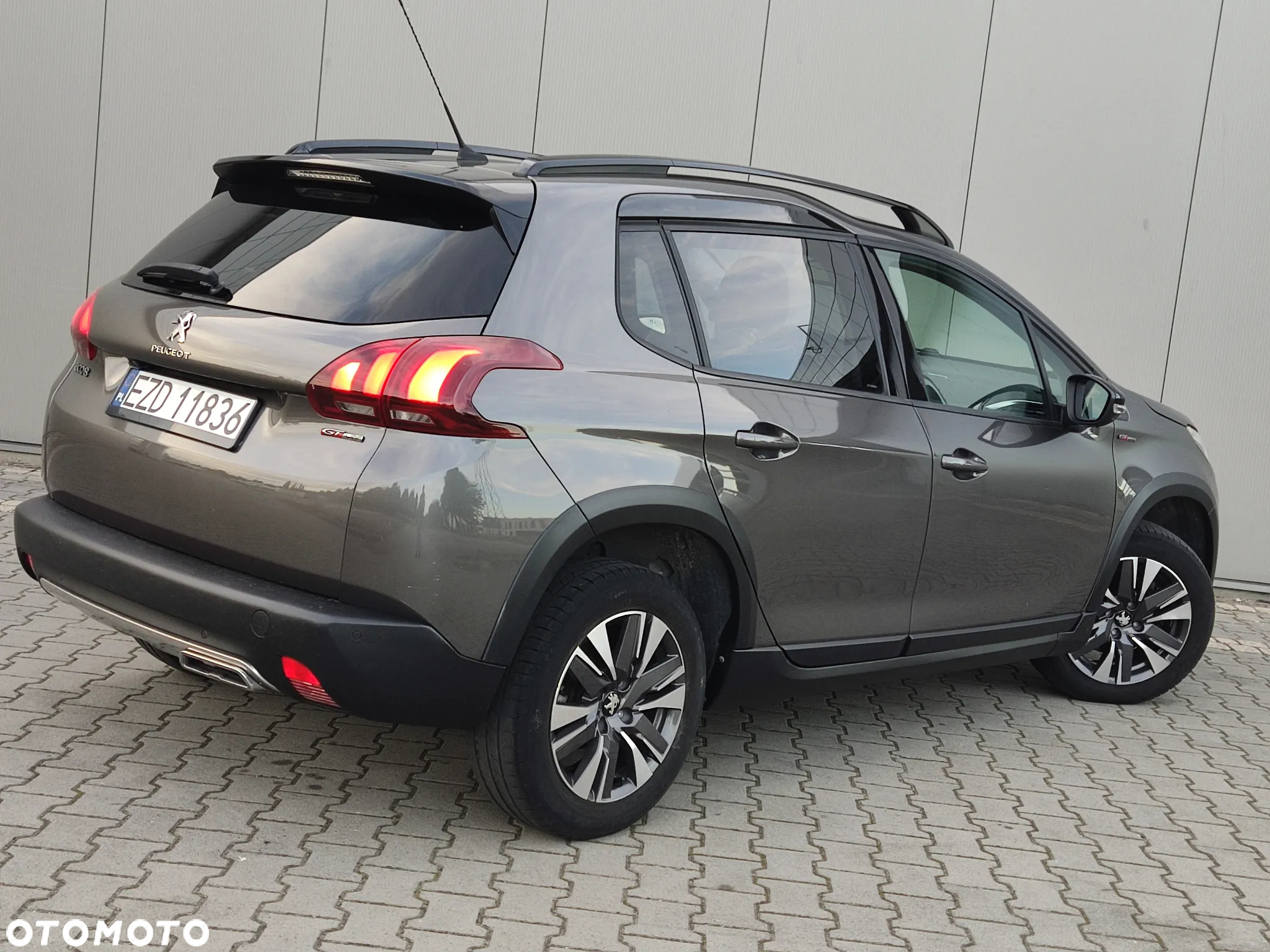 Peugeot 2008 1.2 Pure Tech Crossway S&S - 13