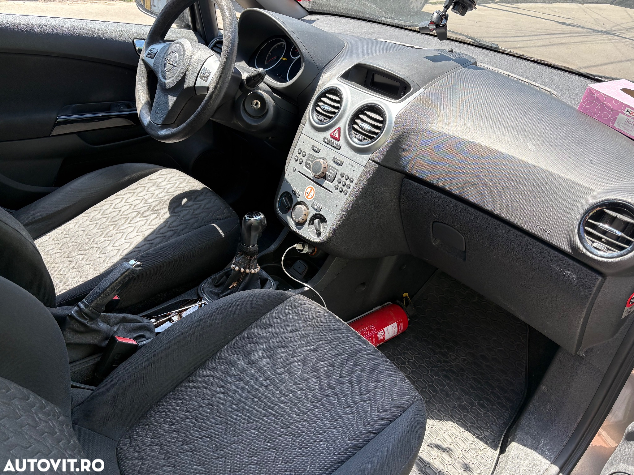 Opel Corsa - 8
