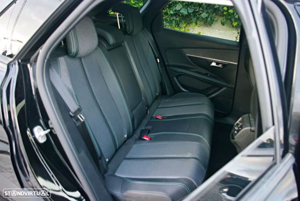 Peugeot 3008 1.6 Hybrid Allure Pack e-EAT8 - 22