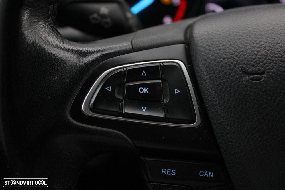 Ford Kuga 1.5 TDCi Titanium - 11
