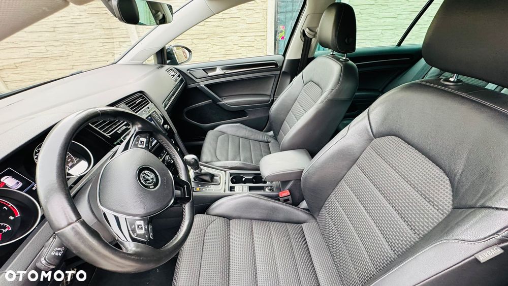 Volkswagen Golf 1.4 TSI ACT BlueMotion Technology DSG Highline - 24